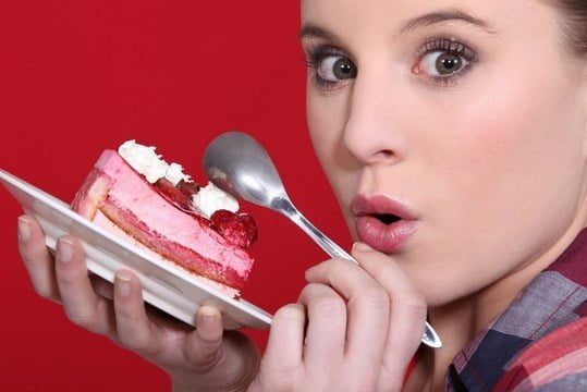 Надмірна тяга до солодкого: що не так з організмом?