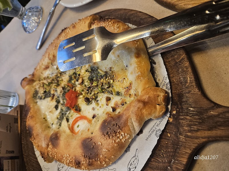 Мама Манана