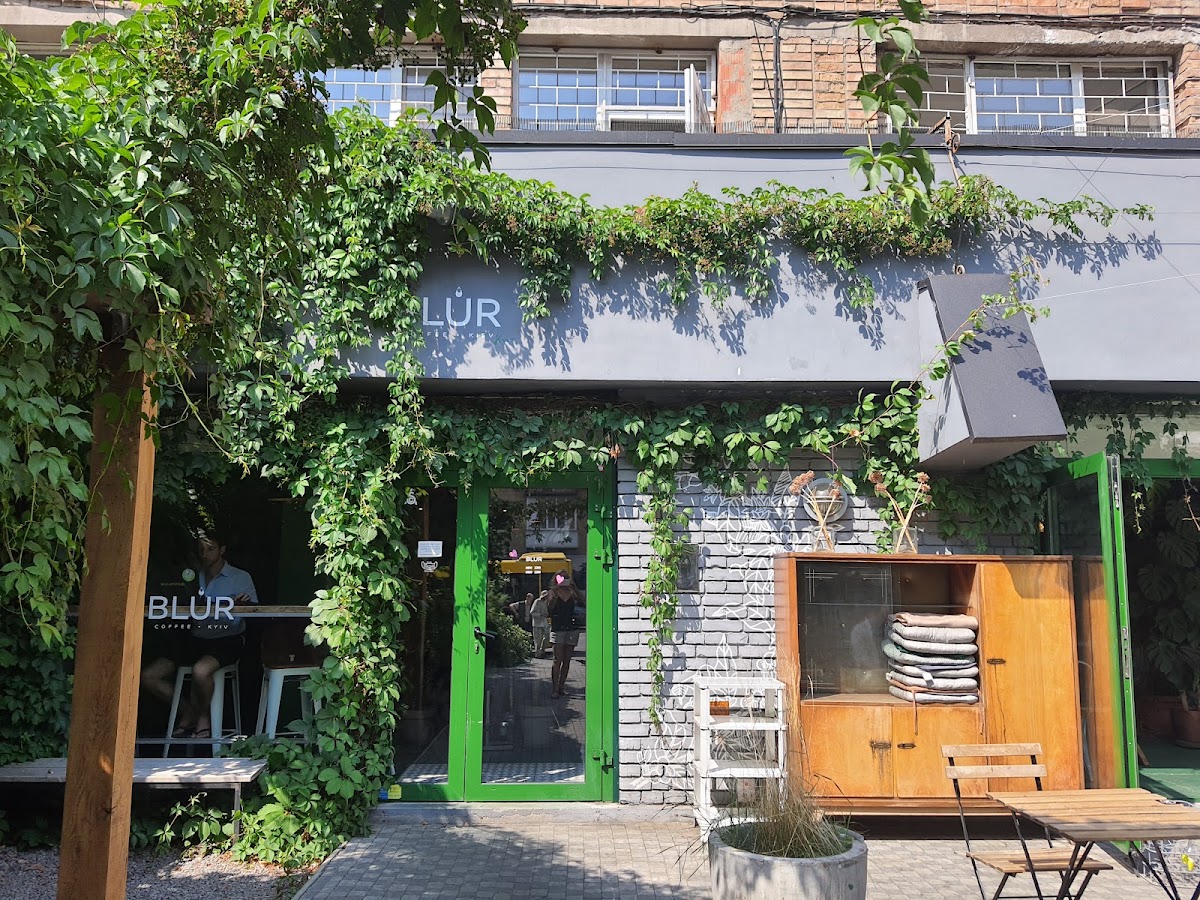 Blur Coffee — Cafe